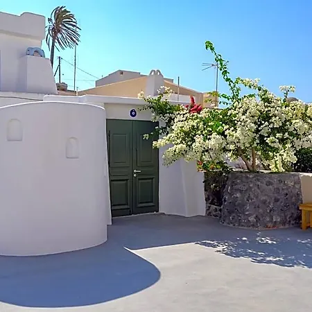 Elements Cave 4* Santorini Island
