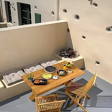 Elements Cave 4* Santorini Island